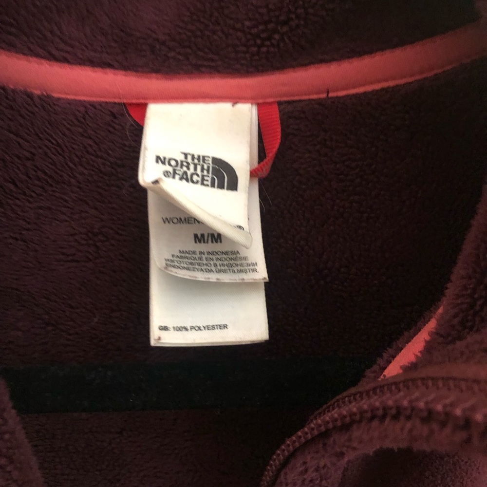 Fuzzy mauve north face good condition